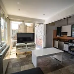 Centrico Atico En Madrid By Bebalmy