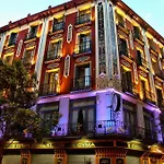Room In Plaza Mayor