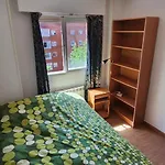 Coliving, Habitacion Privada, Comoda Y Sencilla