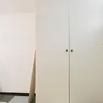 Coqueto Y Acogedor Apartamento Temporal Con Estilo En Madrid Fov16