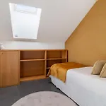 Charming Duplex Retreat For 4 Latina Toledo Atico III