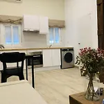 Modern Apartment III In Madrid
