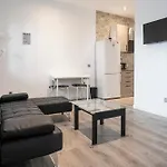 Hogar En Calle Lavapies