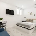 Nice Studio In Madrid Ley2