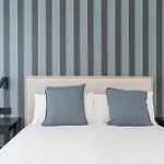 Laurel-Mintystay Apartments 2