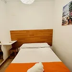 Rooms In Madrid Downtown