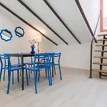 Exclusivo Atico Con Terraza En Plaza Mayor