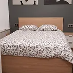 Picasso Callao Wifi Free - Temporada Rental Workers & Stud