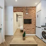 Urban Tranquility In Madrid - Ideal For Couples