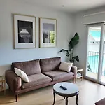 Apartamento Moderno Con Oficina Y Balcon