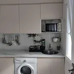 Apartamento Moderno Con Oficina Y Balcon