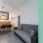 XIII De Octubre Apartment