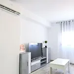 For You Rentals Acogedor Apartamento Temporal De Un Dormitorio En Chamartin Mma322A