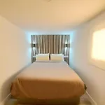 Modern Apartment In Madrid