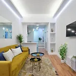 Beautiful Apartment In Madrid Rio