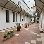 For You Rentals Encantador Apartamento Temporal En Chamartin Tu Refugio De Comodidad En El Corazon De La Ciudad Ars20