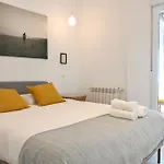 For You Rentals Encantador Apartamento Temporal De Un Dormitorio Con Patio En Vallecas Fig57B