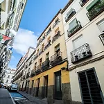New Flat , Modern , Wifi, 10Min Sol, 5 Reina Sofia