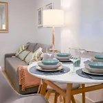 For You Rentals Apartamento Temporal Moderno En Acacias Con Excelente Ubicacion En El Centro De Madrid Pes57