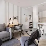 Abanico - 1 Bedroom And Pool In Chamberi