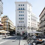 Personalized And Modern- 2 Bd 1Bth- Opera