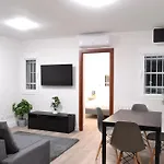 Bonito Apartamento Caja Magica
