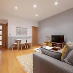 Bright And Comfortable- 2 Bedrooms 1 Bathroom- Cruz - Mintystay- Sol
