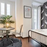 2 Bedrooms 2 Bathrooms Furnished - Malasana - Bright Stylish - Mintystay