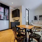 Encanto Madrileno Para 2, Vive En Calle Del Aguila E3