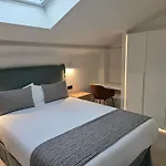 Luxury 3Bdr Central Location