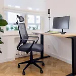 Claraval - Apartamento Con Despacho En Chamberi, Madrid