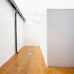 Habitaciones Comodas En Piso Amplio