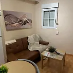Suite Home Portazgo Madrid