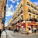 Buhardilla En Lavapies Cerca De Atocha