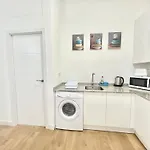 Aluche Aparment A