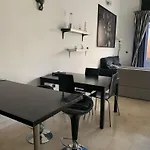 Refugio Madrileno Con Terraza Privada