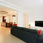 Best Apartment With 3-Bedroom In Madrid