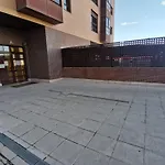 Apartamento Con Garaje Y Piscina