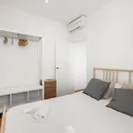 4 Bedrooms 2 Bathrooms Furnished - Salamanca - Largue - Mintystay