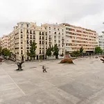 Stylish Central -4Bedrooms 2Bathrooms-Salamanca