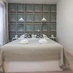 3 Bedrooms 2 Bathrooms Furnished - Salamanca - Modern And Bright - Mintystay