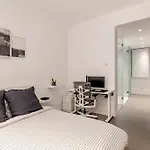 Modern Apartment In Madrid Centro, 2 Bedroom