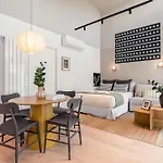 Victoria Chic Suites 01