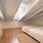 Apartamento Plaza Mayor Attic En Madrid