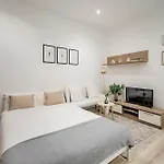 Cozy Apartment In Lavapies