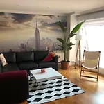 New York Apartment With Chill Out Bbq Terrace