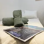 Coqueto Estudio En Madrid, Centro, 2 Pax, Wifi & Tv