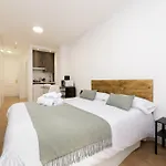 Luxury IV - Ferga Suites