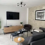 Cozy Mini Villa Heart Of Madrid