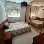 Room In Apartment - 10 Min From The Airport